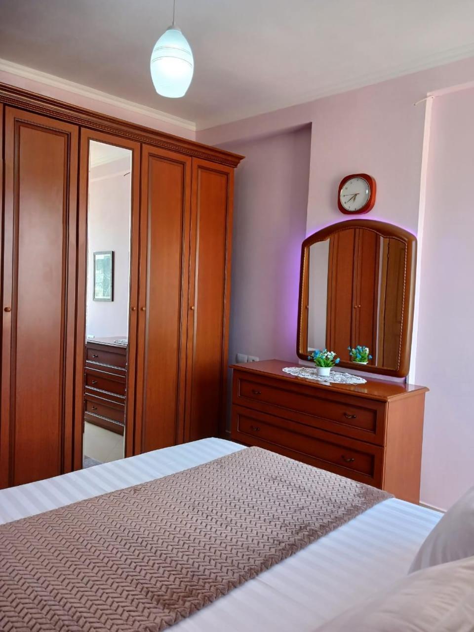 Muska Comfy Apartment Berat Eksteriør billede