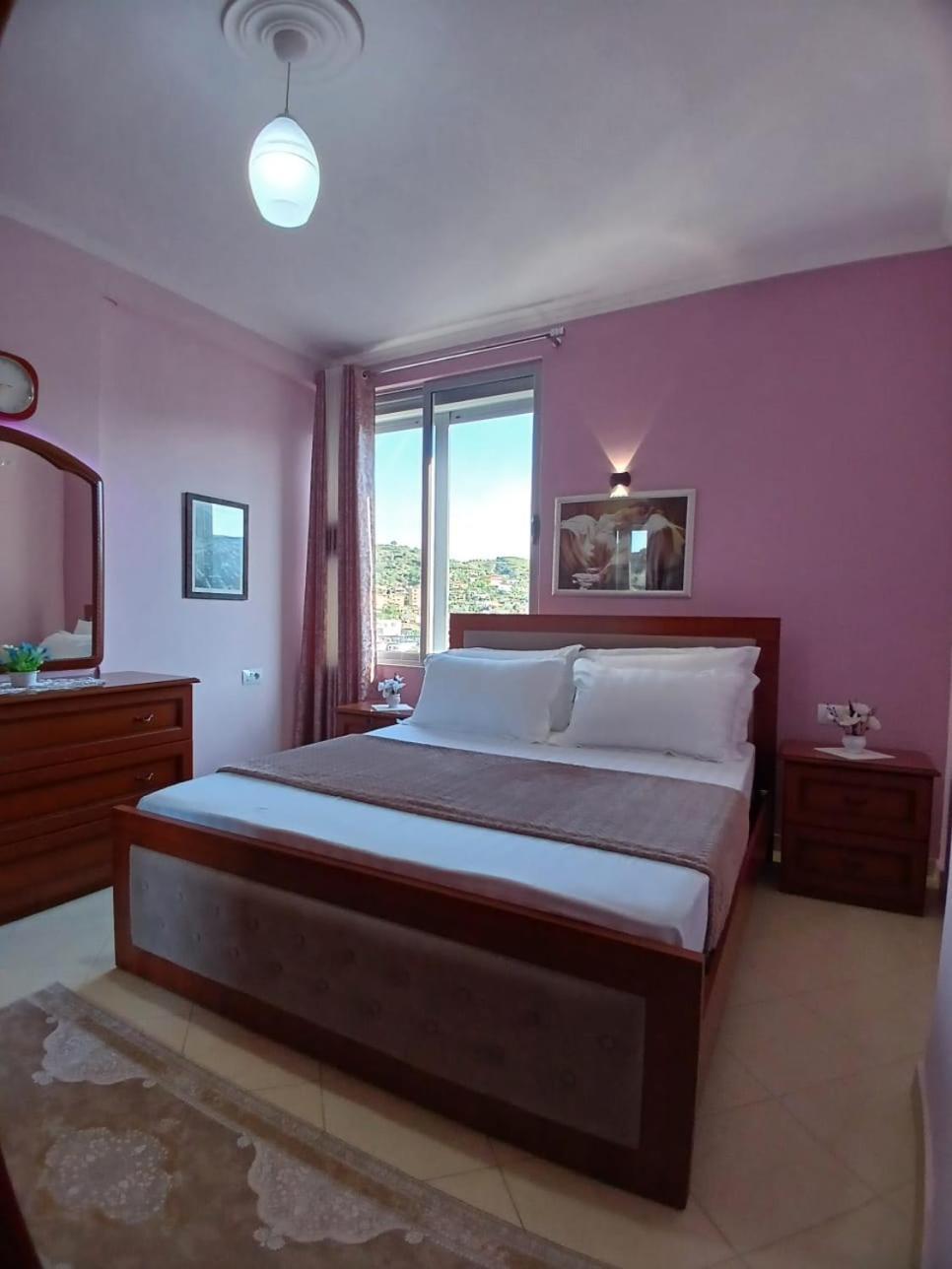 Muska Comfy Apartment Berat Eksteriør billede