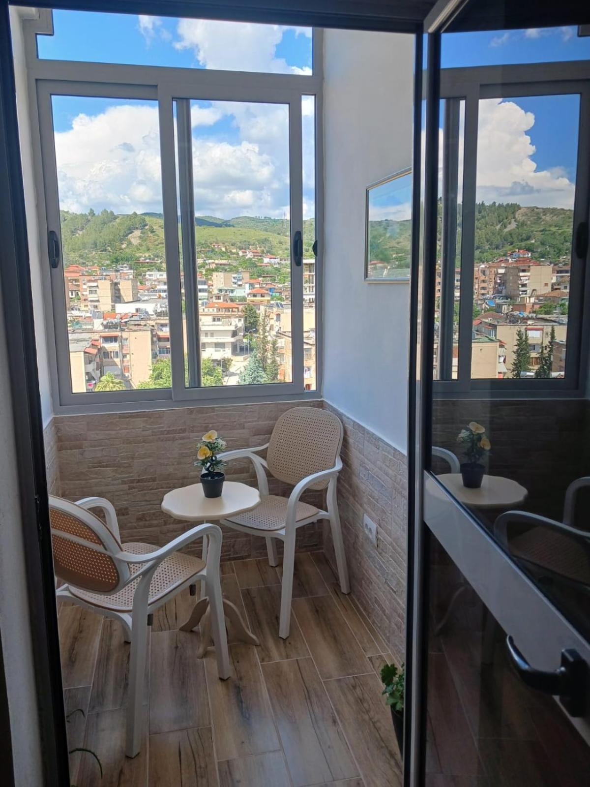 Muska Comfy Apartment Berat Eksteriør billede